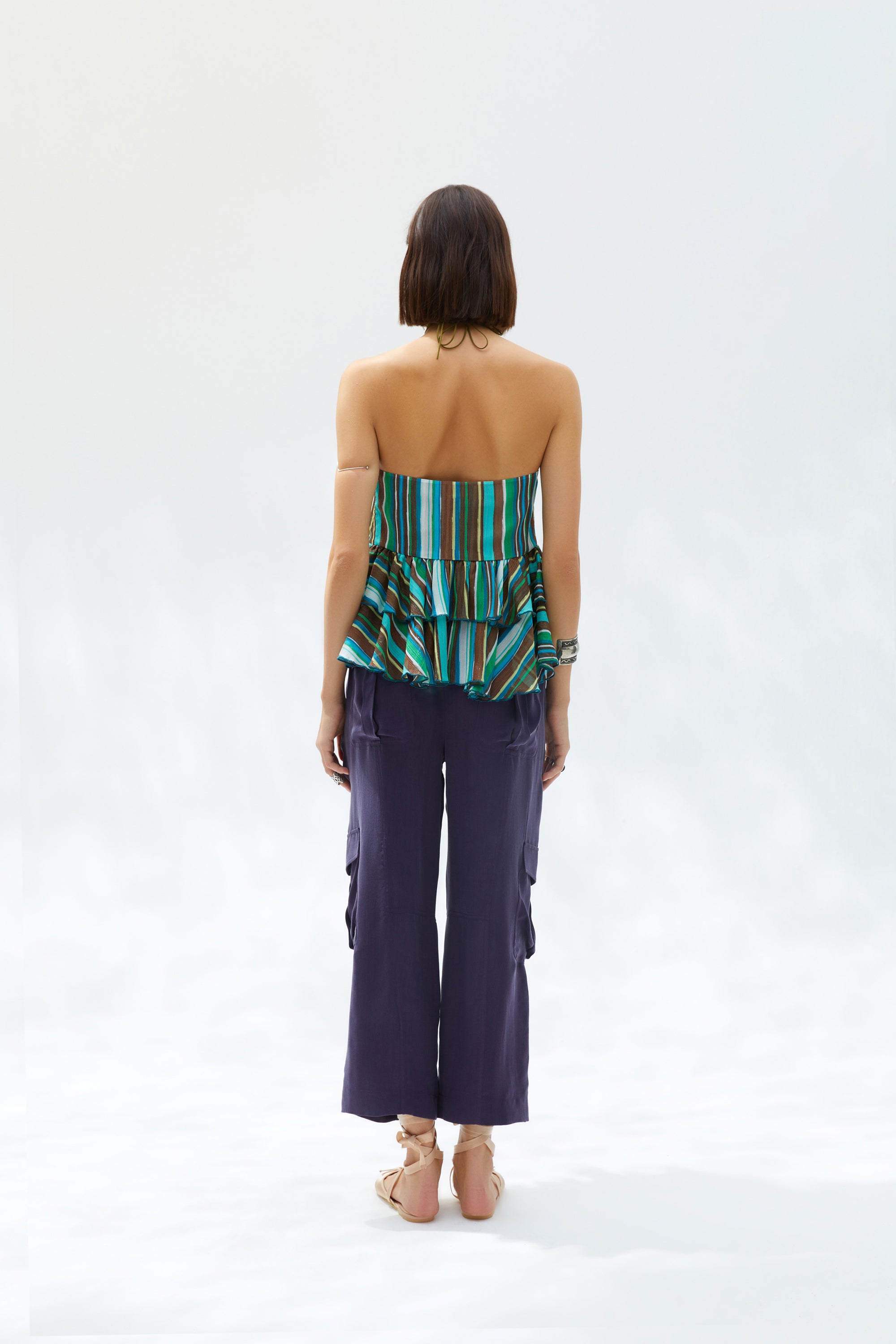 ZENA - Charm detailed ruffled strapless top