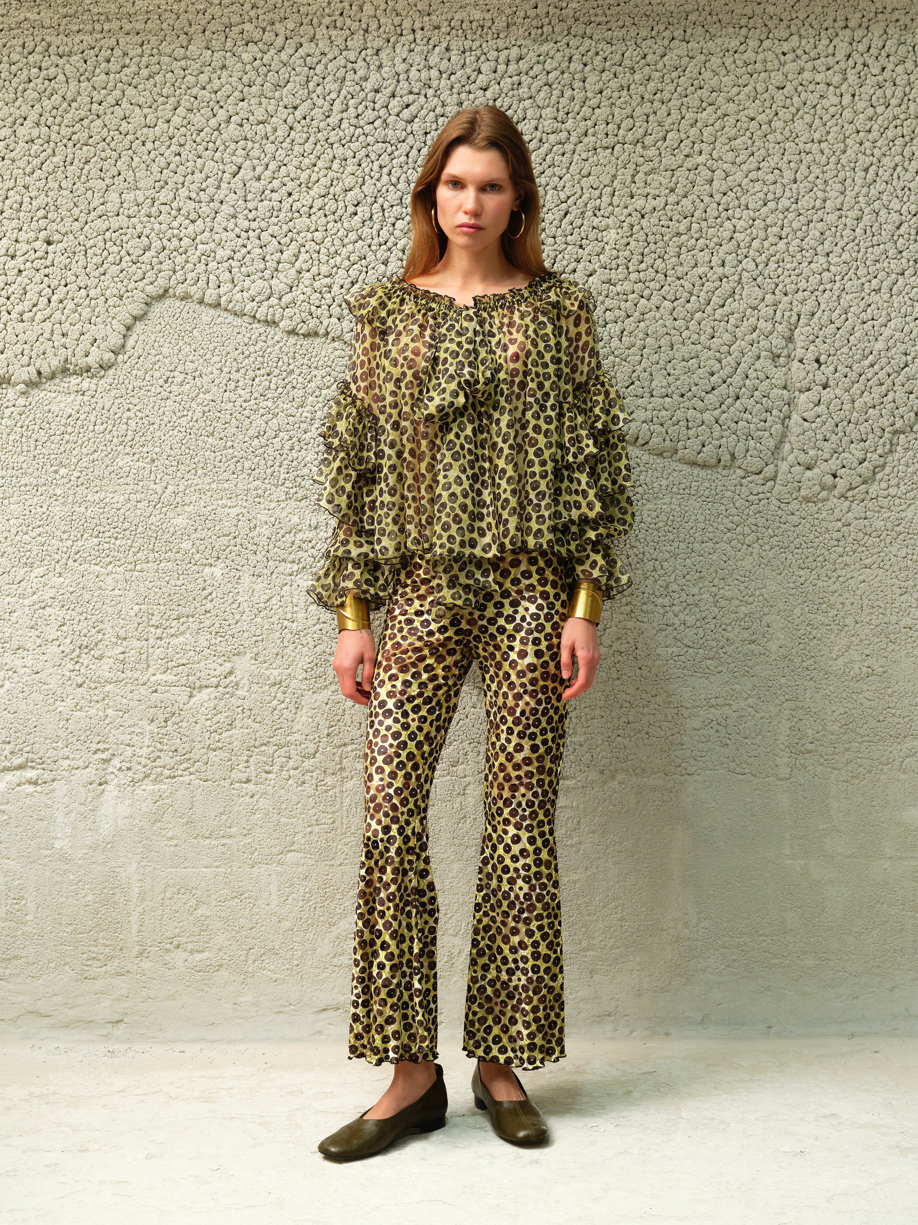 JESLYNN - Velvet flared pants with devoré detail