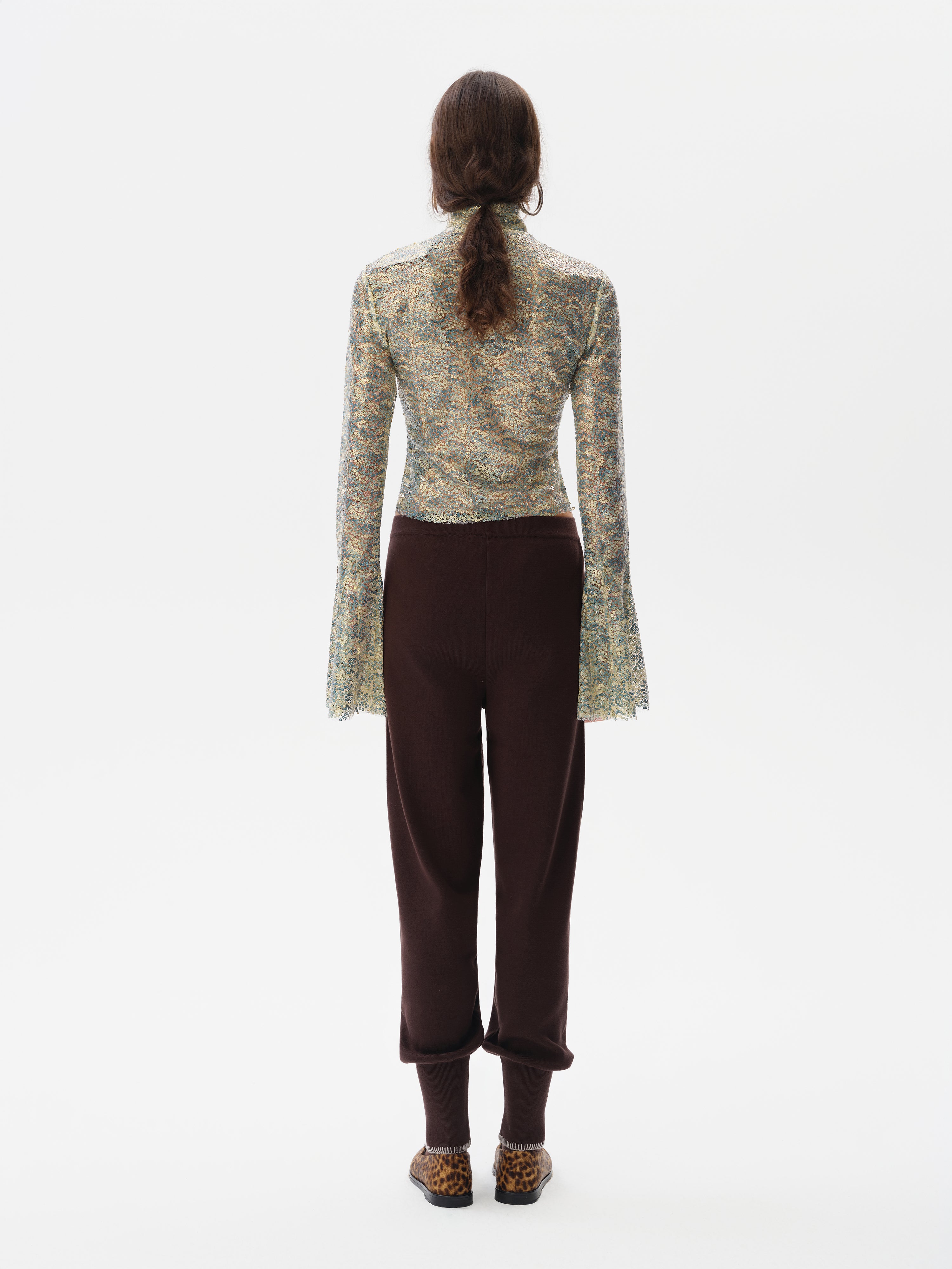 JUN - Sequined fluted top with front zipper