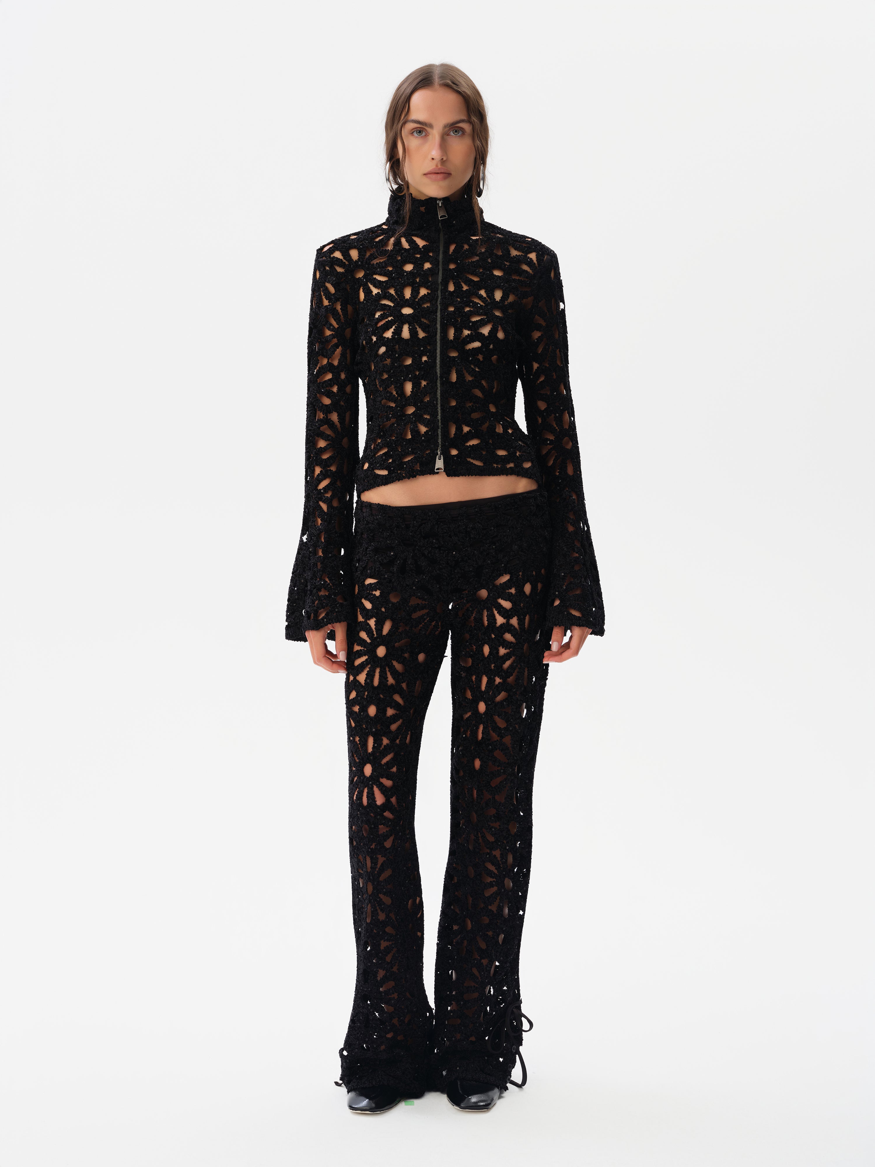 VIDA - Embroidered wide-leg pants with mini shorts