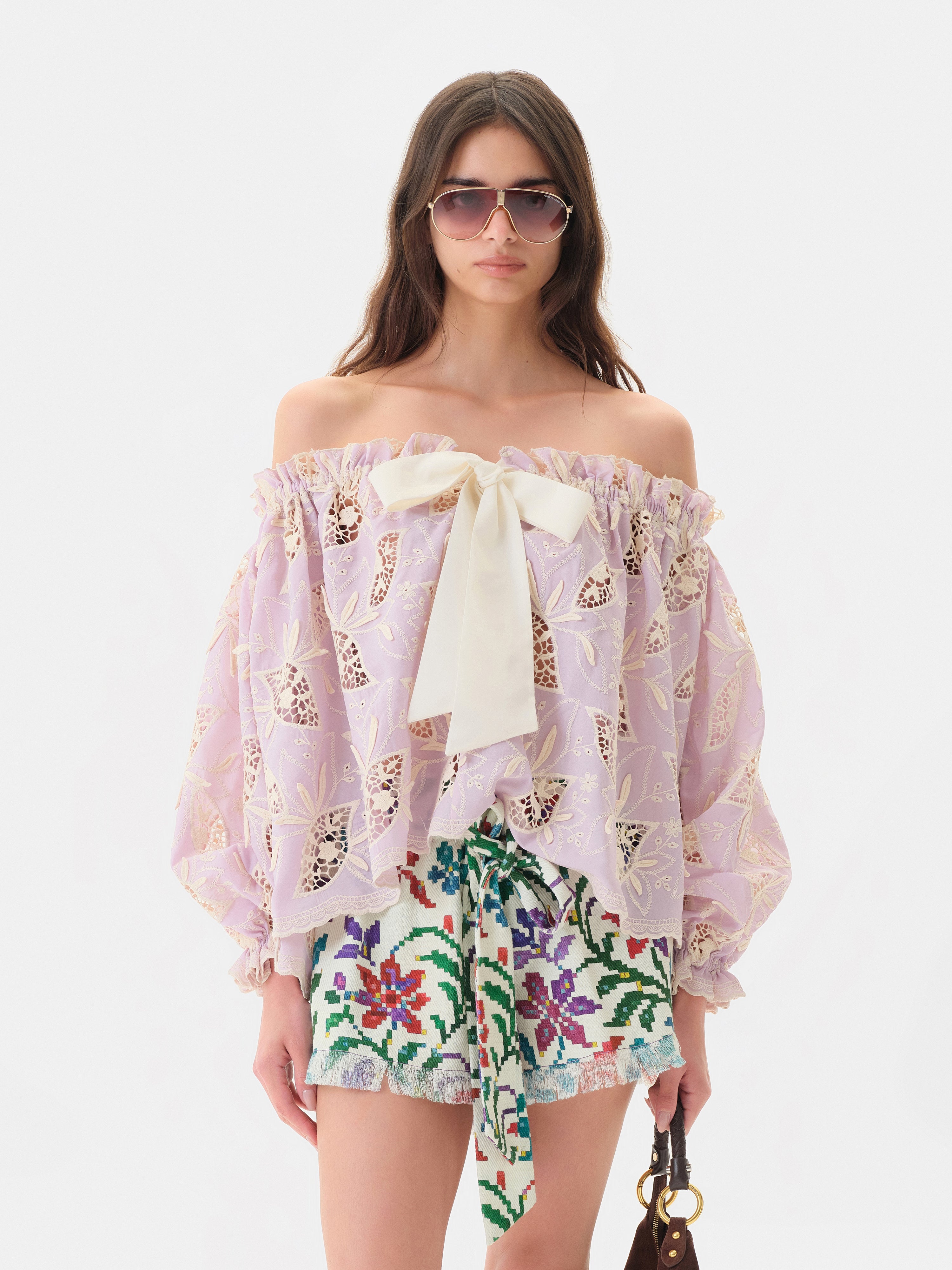 LUNE - Ruffled puff sleeve top with ivory floral embroidery