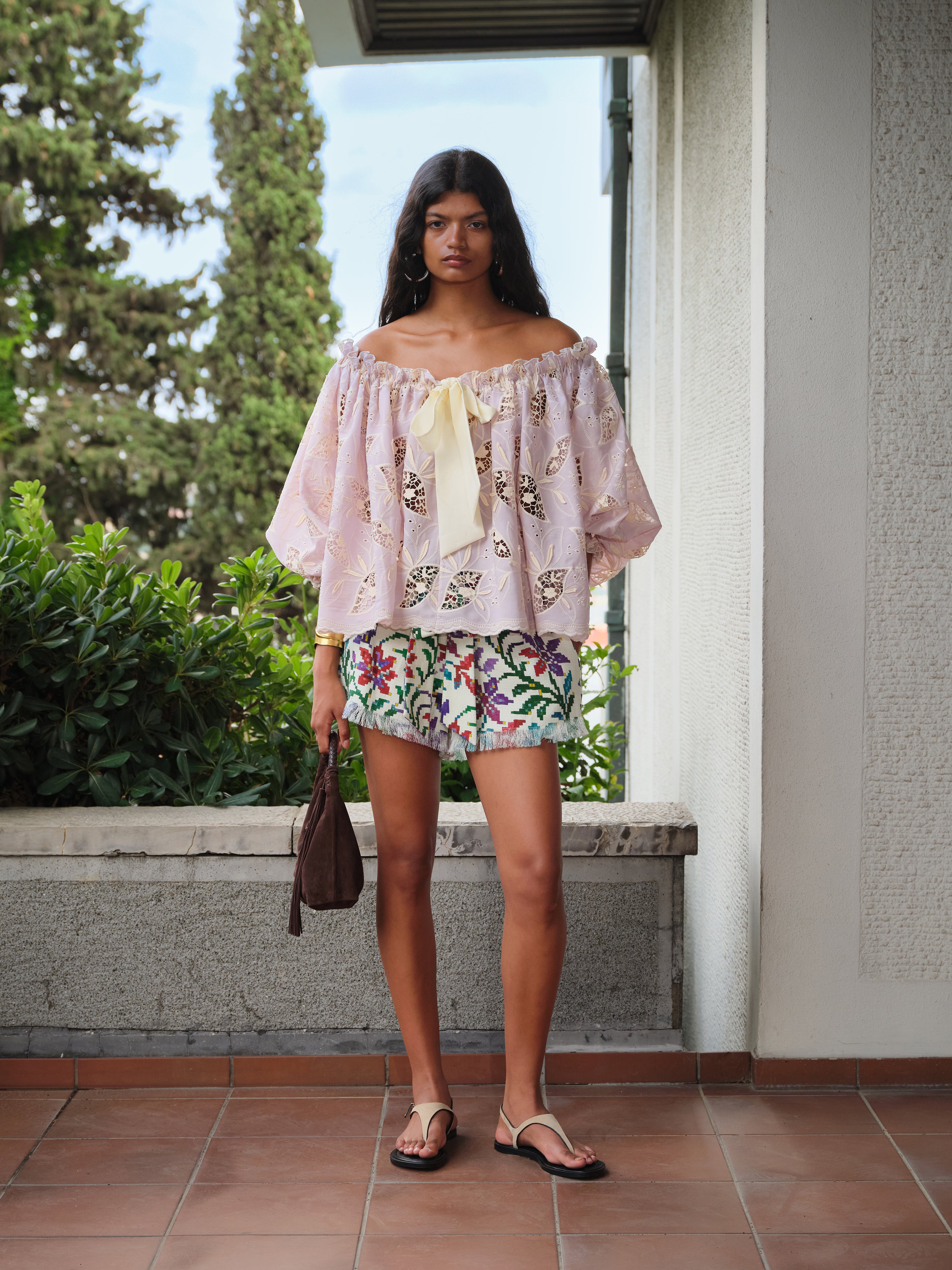SHOL - Floral print shorts with frayed hem