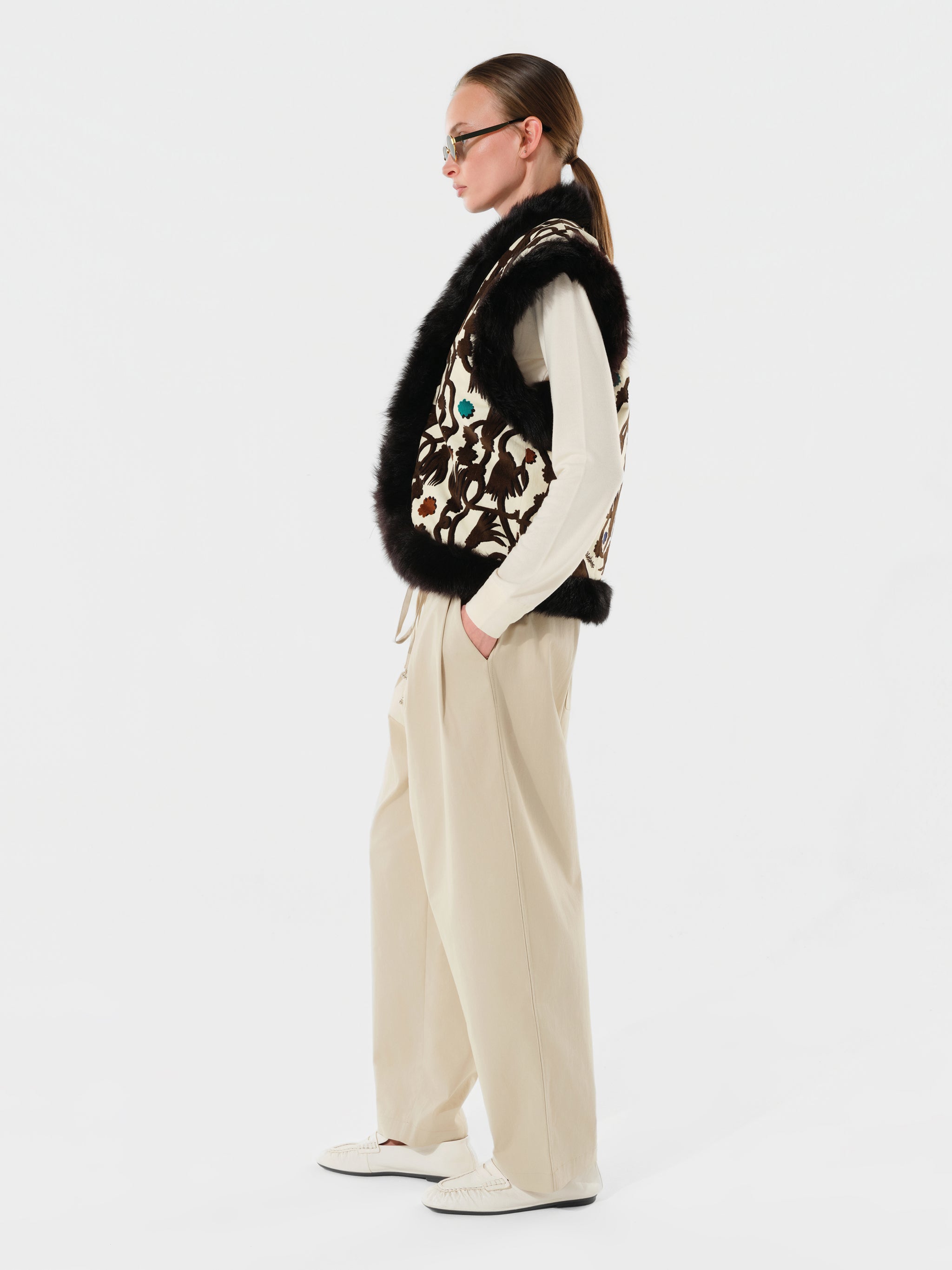 ESTEV - Printed vest with fur trim