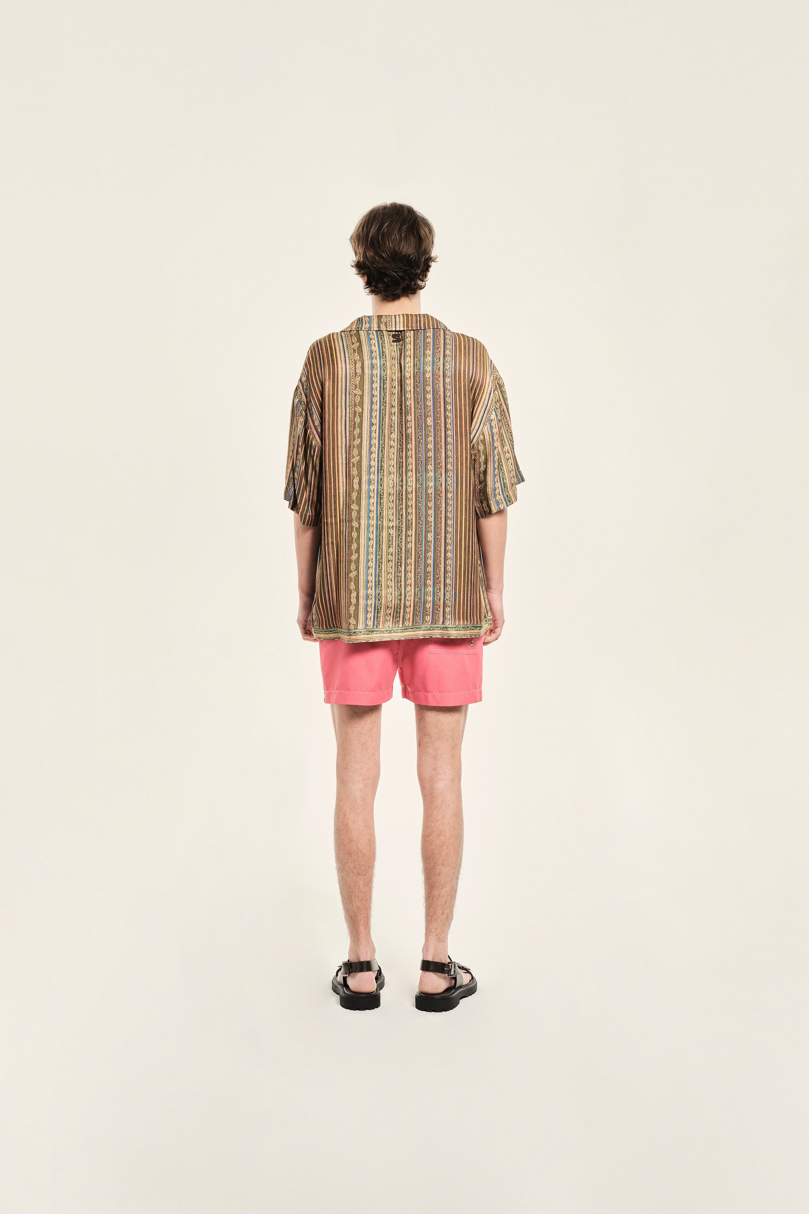 COSMO - Resort collar printed short sleeve shirt with belt at hem