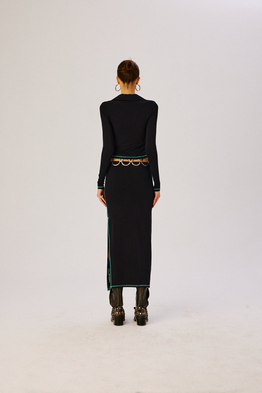 LIND - Contrast stitch detailed low-rise skirt