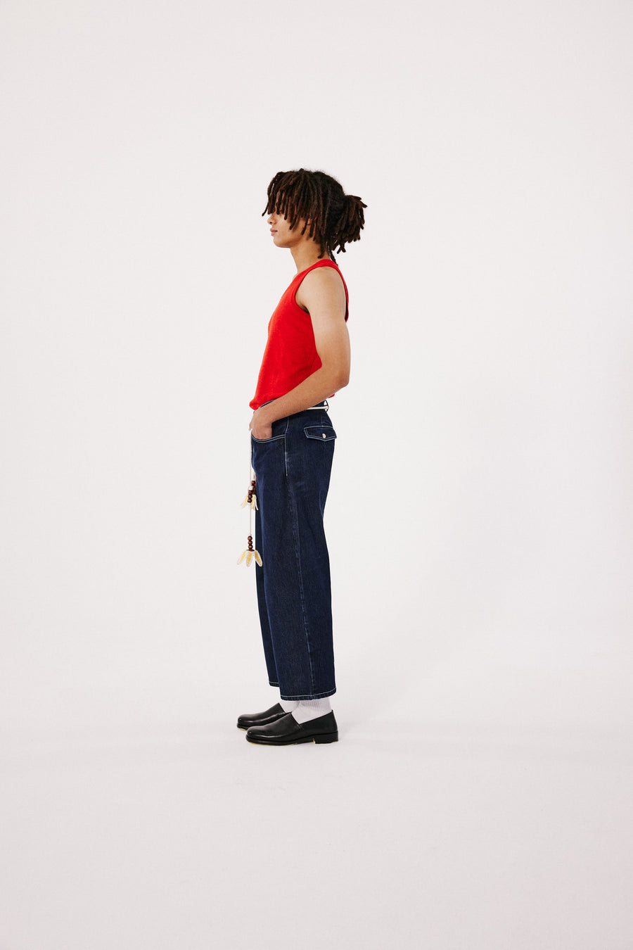 LEVI - Straight leg ankle length jeans with belt