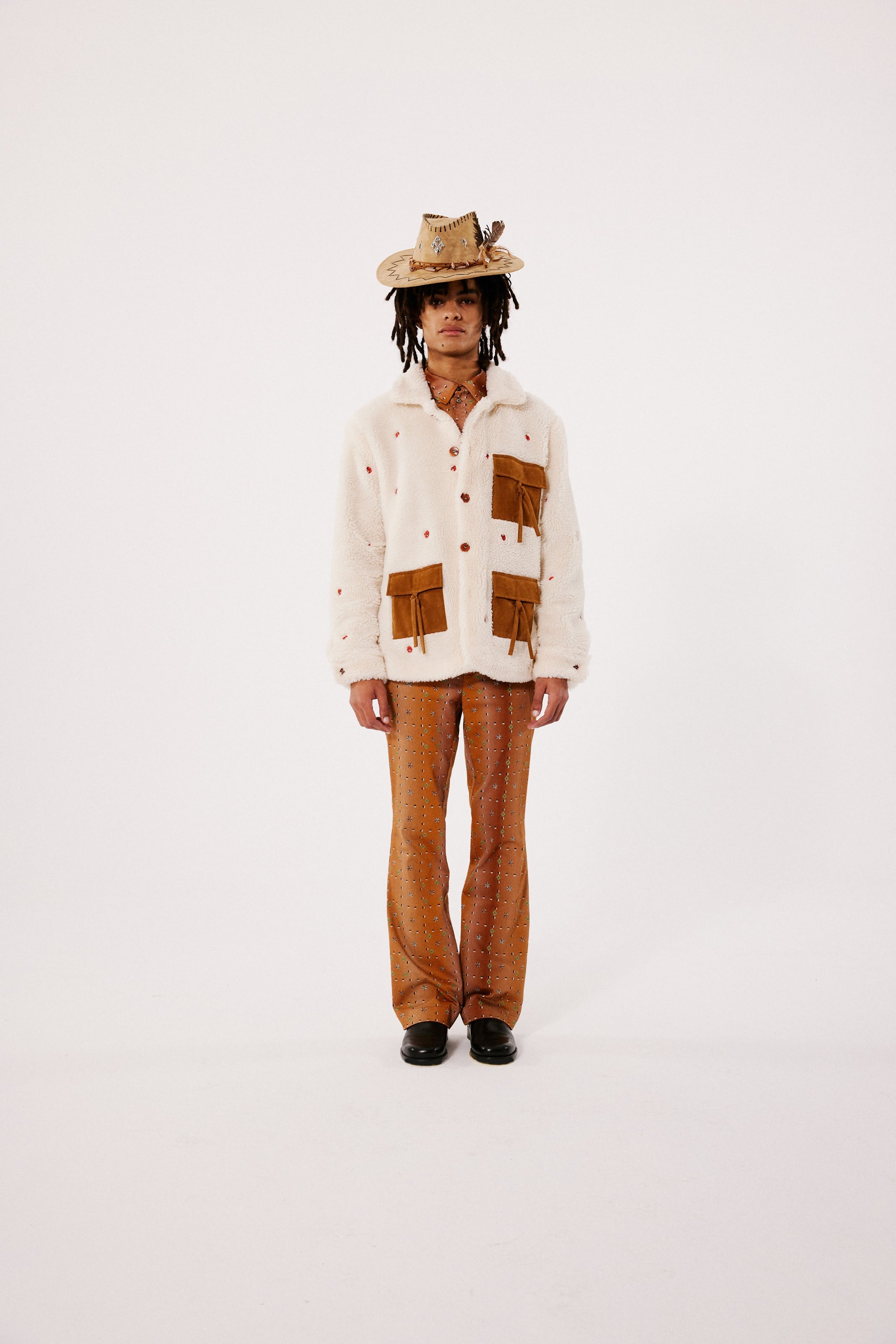 MOCHA - Embroidered sherpa jacket