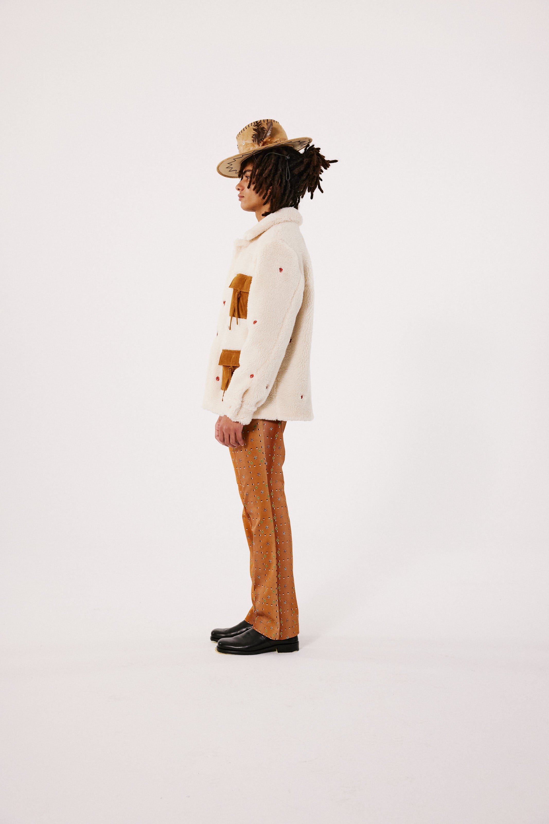 MOCHA - Embroidered sherpa jacket